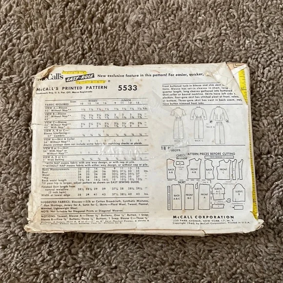 Vintage Lot of Sewing Patterns Lot #2 - Picture 5 of 9